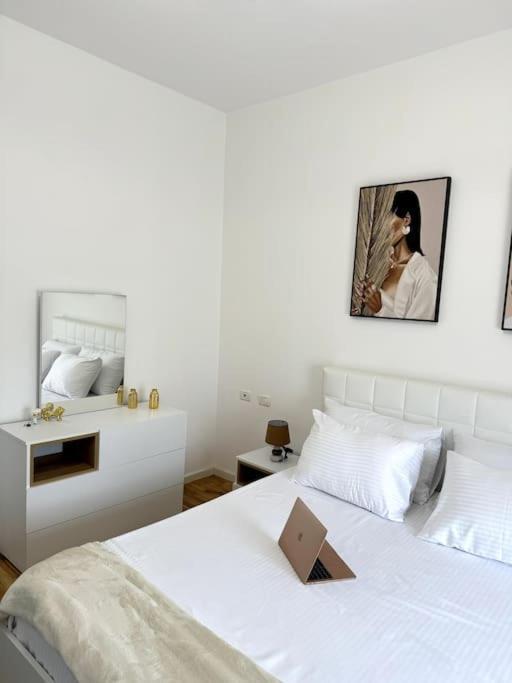 Sol Apartments - 2 Bedrooms Шкодер Екстер'єр фото